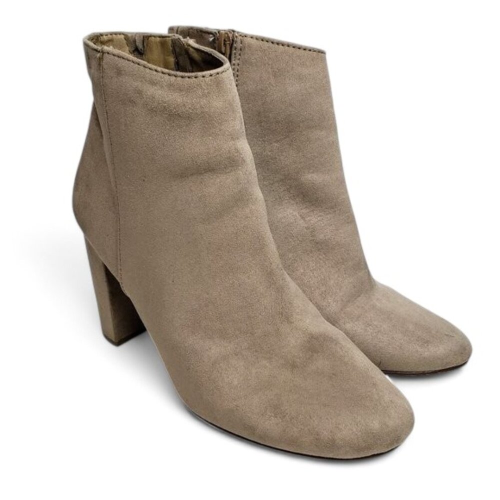 Material Girl Mcambrie Ankle Boots Women's Beige Chunky Heel Minimalist 9.5M
